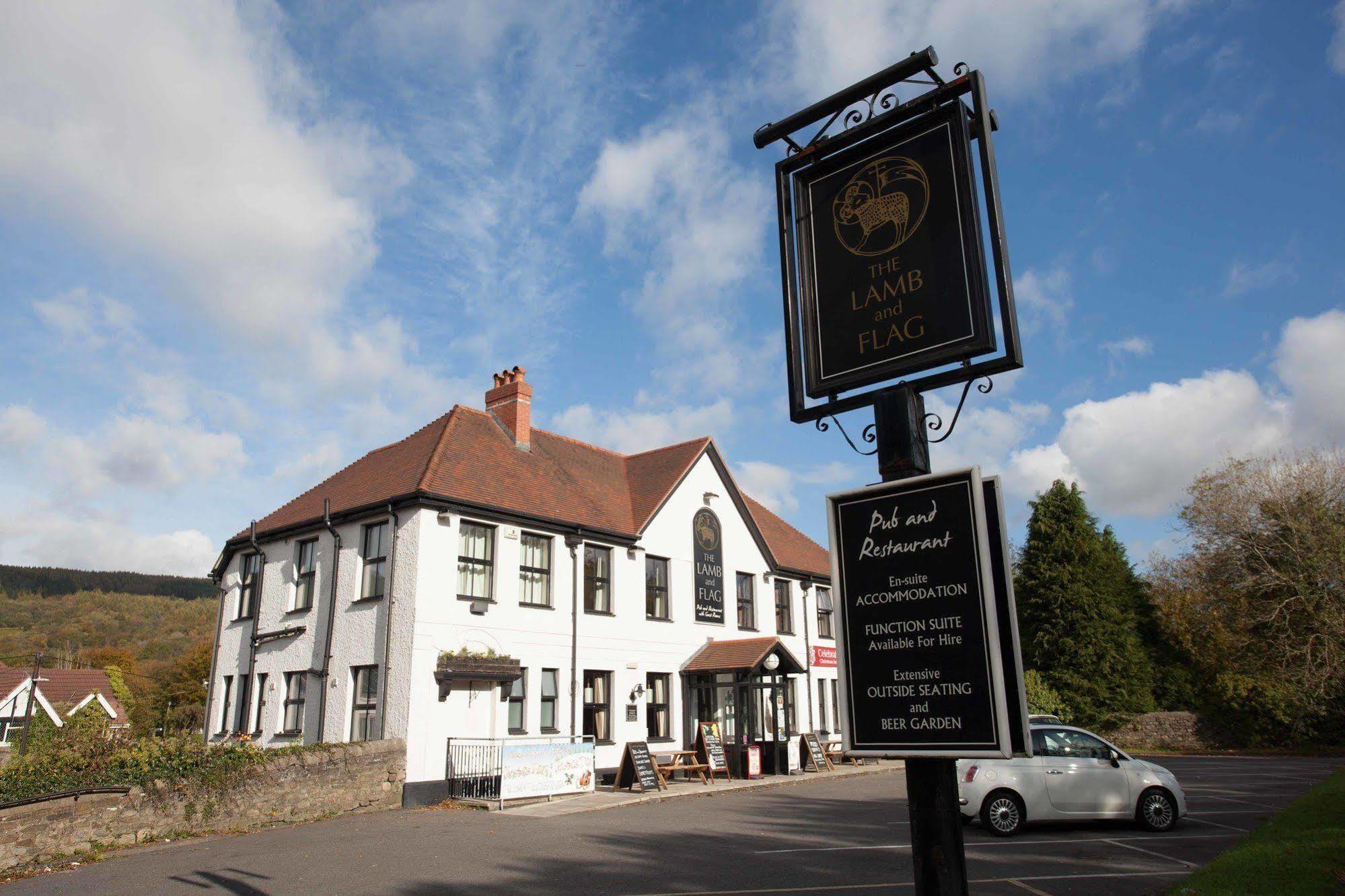 The Lamb & Flag Hotel Glyn Neath Exterior photo